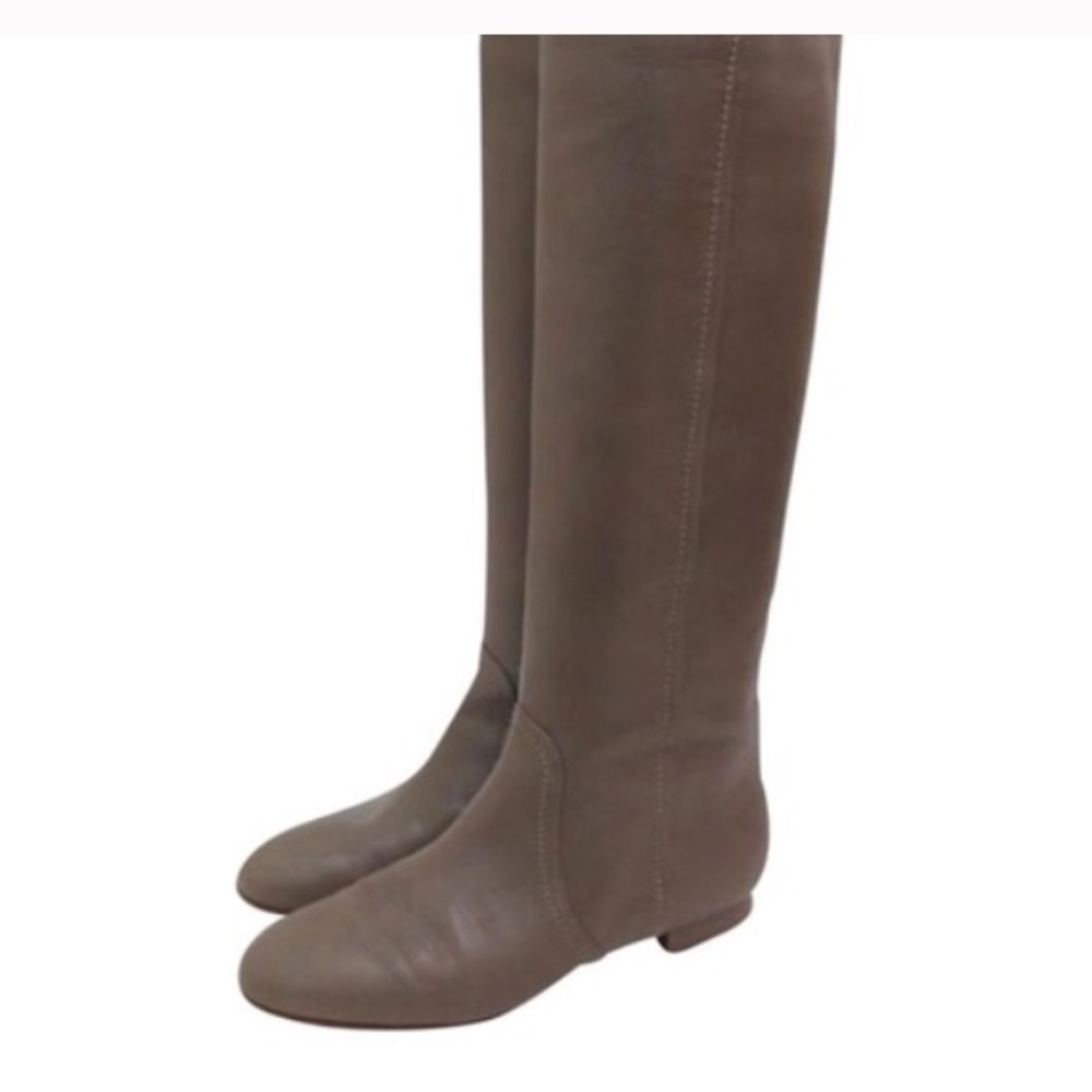 Valentino Garavani Flat Minimalist Mod 60s Riding Boots Taupe Gray 37.5